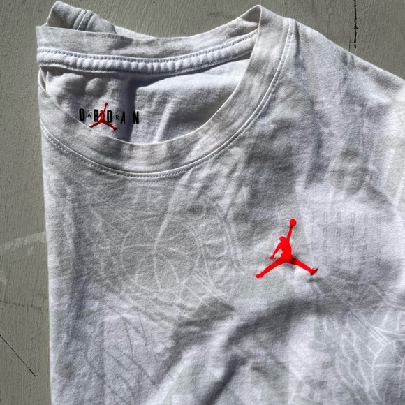 Women's Air Jordan T-Shirt White Jumpman Logo L Cotton All-Over Street NBA Icon - Picture 14 of 14
